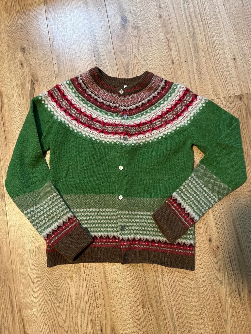 Gorgeous Green Eribe Cardigan, Medium